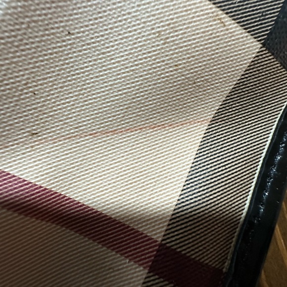 Burberry London Check Canvas Zip Pouch with Black Patent Trim - Picture 7 of 11